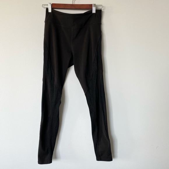 4/$20!! H&M Sport M Black QuickDry Leggings - Picture 2 of 7